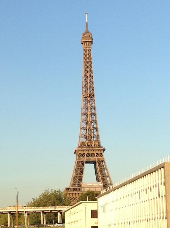 Hotel Peniche Tour Eiffel Paříž Pokoj fotografie